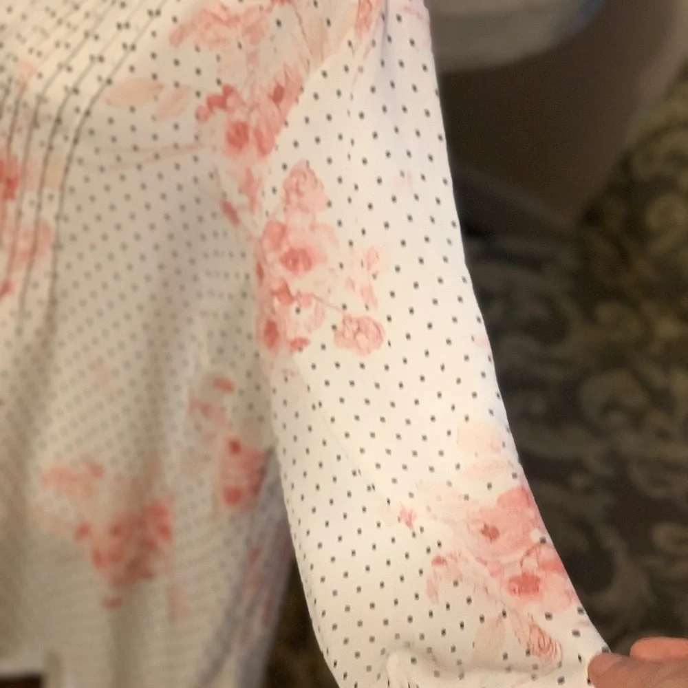 Three-quarter length sleeve blouse/top- size 2x - Picture 4 of 9